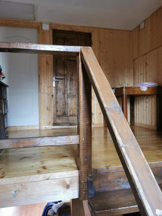MoldoveneştiThe Wooden House别墅 外观 照片